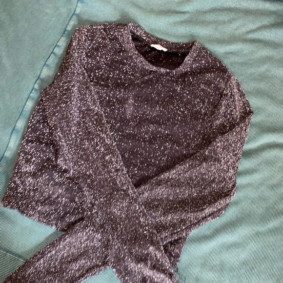 Sparkly black Garage long sleeve - Picture 3 of 3